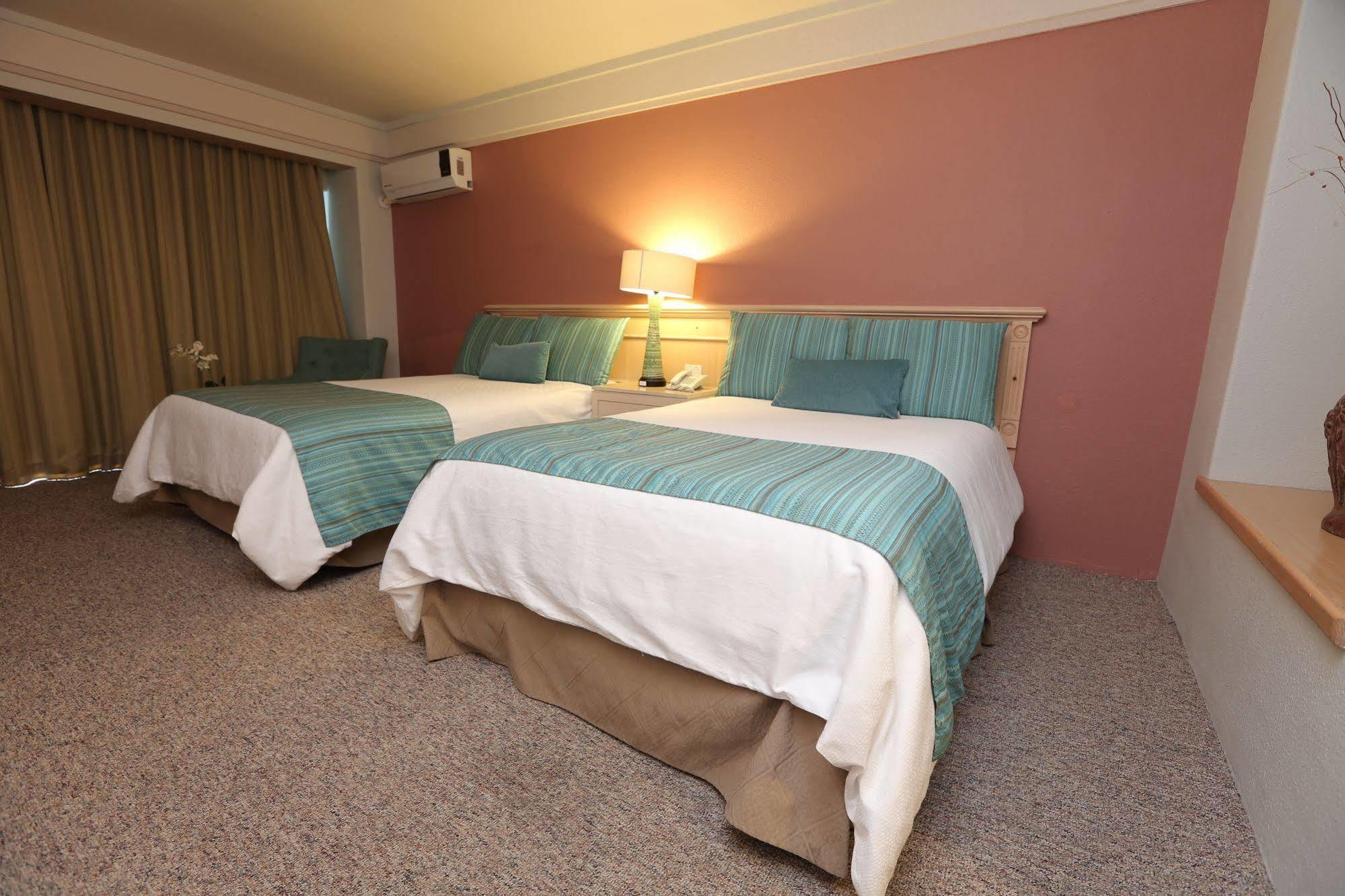 אנסנאדה Hotel Las Rosas & Spa מראה חיצוני תמונה